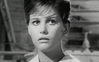Claudia Cardinale in Girl With a Suitcase
